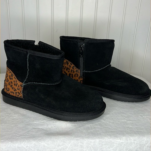 Koolaburra Mini II Cheetah Cozy Short Boots Size Big Girl 4 - Picture 1 of 9